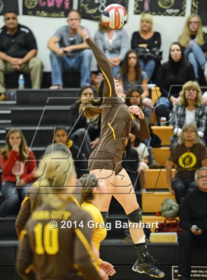Thumbnail 2 in River Valley @ Yuba City photogallery.