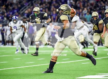 Thumbnail 1 in Foster vs Angleton (UIL 5A D1 Regional Playoff) photogallery.