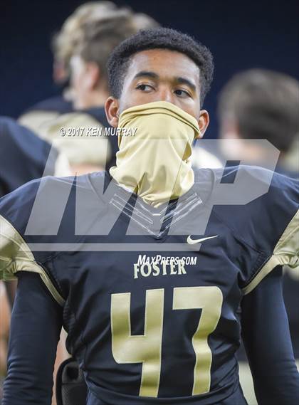 Thumbnail 3 in Foster vs Angleton (UIL 5A D1 Regional Playoff) photogallery.