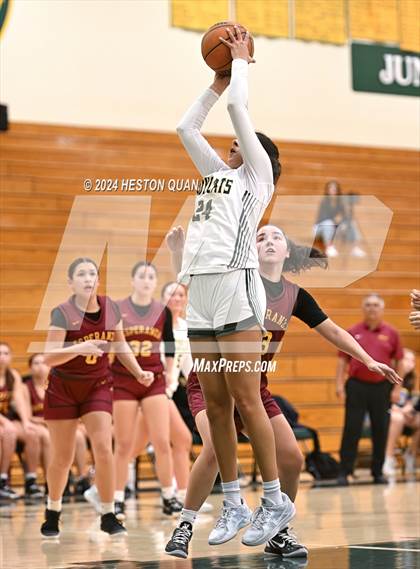 Thumbnail 2 in Esperanza vs. Brea Olinda (VP/Brea Winter Classic) photogallery.