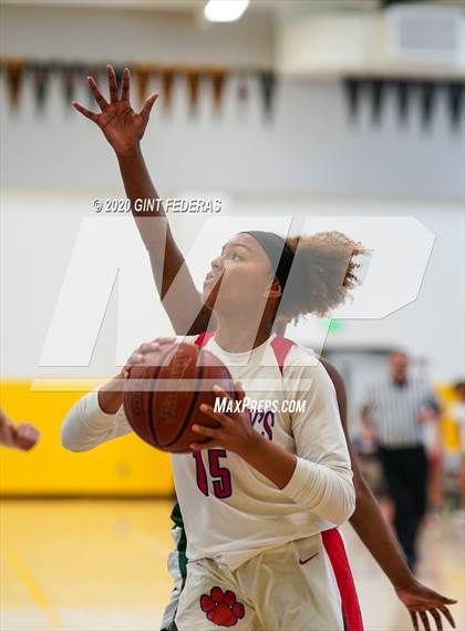 Thumbnail 2 in Saint Mary's vs. St. Patrick-St. Vincent (CIF NCS D4 Final) photogallery.