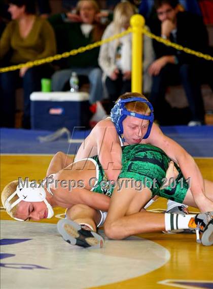 Thumbnail 1 in West Islip Holiday Tournament photogallery.