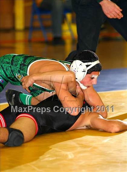 Thumbnail 3 in West Islip Holiday Tournament photogallery.