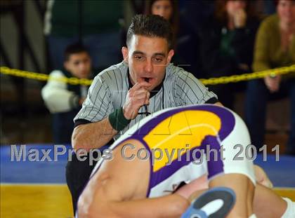 Thumbnail 3 in West Islip Holiday Tournament photogallery.