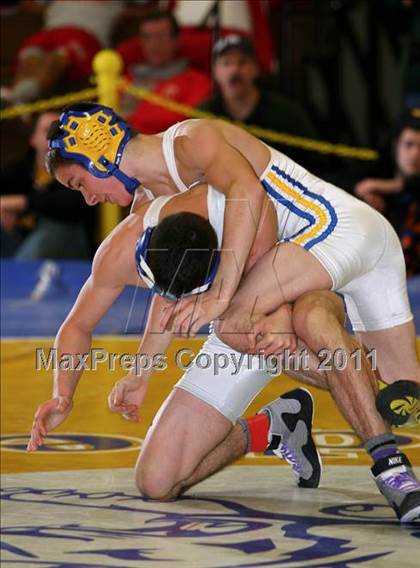 Thumbnail 1 in West Islip Holiday Tournament photogallery.
