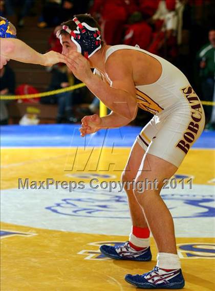 Thumbnail 2 in West Islip Holiday Tournament photogallery.
