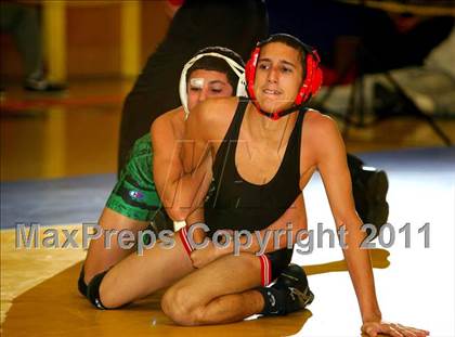 Thumbnail 2 in West Islip Holiday Tournament photogallery.