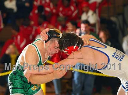 Thumbnail 2 in West Islip Holiday Tournament photogallery.
