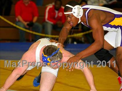 Thumbnail 3 in West Islip Holiday Tournament photogallery.
