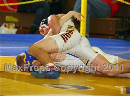 Thumbnail 2 in West Islip Holiday Tournament photogallery.