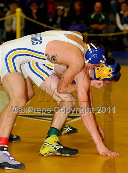 Thumbnail 3 in West Islip Holiday Tournament photogallery.