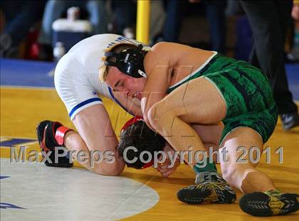 Thumbnail 3 in West Islip Holiday Tournament photogallery.