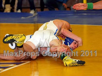 Thumbnail 1 in West Islip Holiday Tournament photogallery.