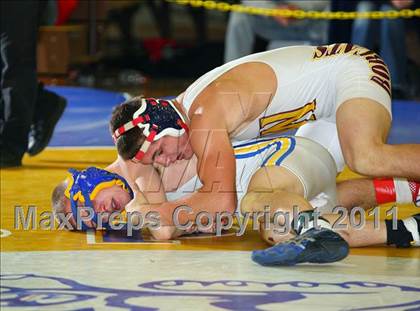 Thumbnail 3 in West Islip Holiday Tournament photogallery.