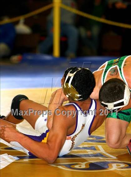 Thumbnail 2 in West Islip Holiday Tournament photogallery.