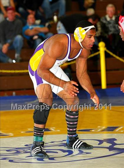 Thumbnail 2 in West Islip Holiday Tournament photogallery.