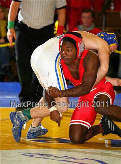 Thumbnail 3 in West Islip Holiday Tournament photogallery.