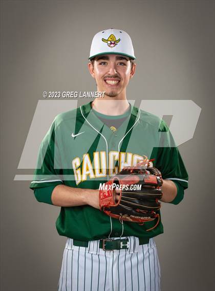 Thumbnail 3 in Casa Grande (Individual - Seniors) photogallery.
