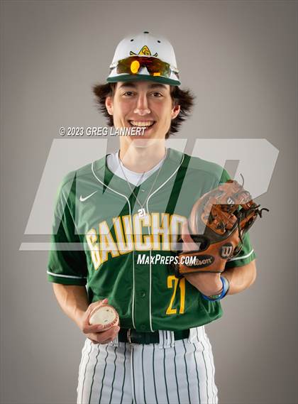 Thumbnail 2 in Casa Grande (Individual - Seniors) photogallery.