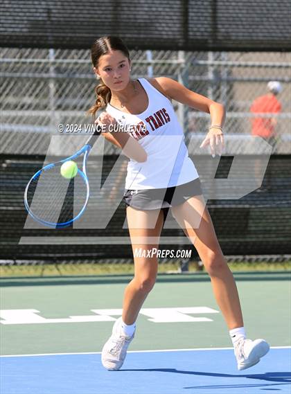 Thumbnail 3 in Dripping Springs @ Lake Travis photogallery.