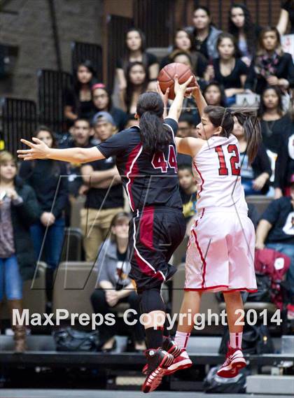 Thumbnail 3 in Lindsay vs Orosi (CIF CS D4 Final) photogallery.
