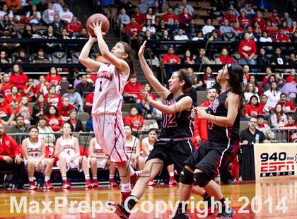 Thumbnail 2 in Lindsay vs Orosi (CIF CS D4 Final) photogallery.