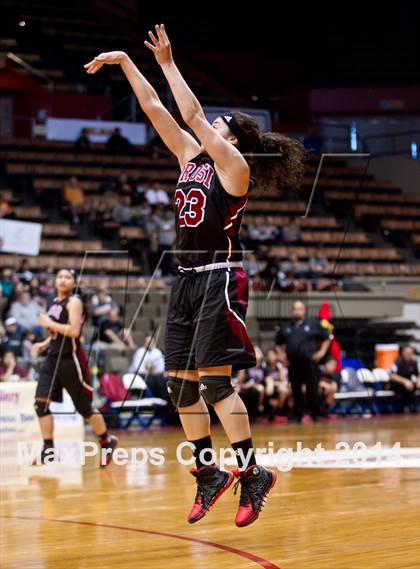 Thumbnail 2 in Lindsay vs Orosi (CIF CS D4 Final) photogallery.