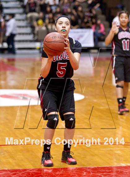Thumbnail 3 in Lindsay vs Orosi (CIF CS D4 Final) photogallery.