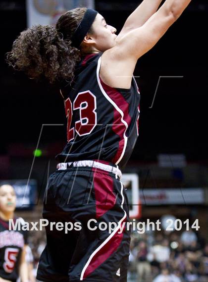 Thumbnail 2 in Lindsay vs Orosi (CIF CS D4 Final) photogallery.