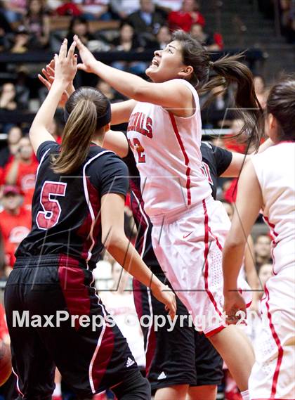 Thumbnail 2 in Lindsay vs Orosi (CIF CS D4 Final) photogallery.