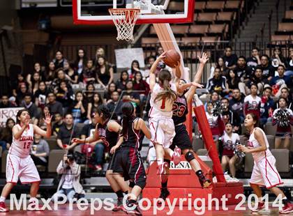 Thumbnail 3 in Lindsay vs Orosi (CIF CS D4 Final) photogallery.