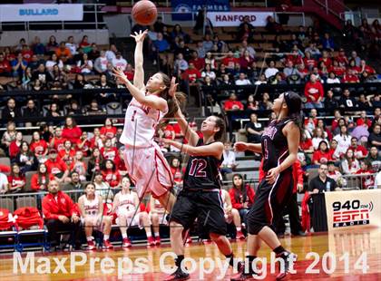 Thumbnail 3 in Lindsay vs Orosi (CIF CS D4 Final) photogallery.