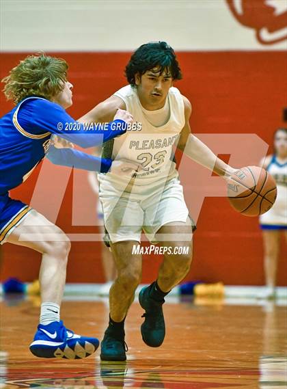 Thumbnail 3 in Chapel Hill @ Pleasant Grove (UIL 4A Bi-District Playoff) photogallery.