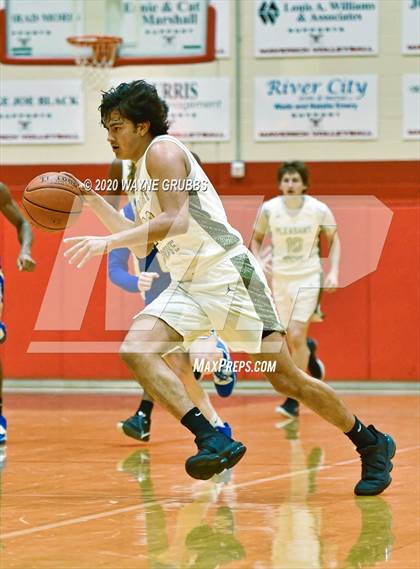 Thumbnail 3 in Chapel Hill @ Pleasant Grove (UIL 4A Bi-District Playoff) photogallery.