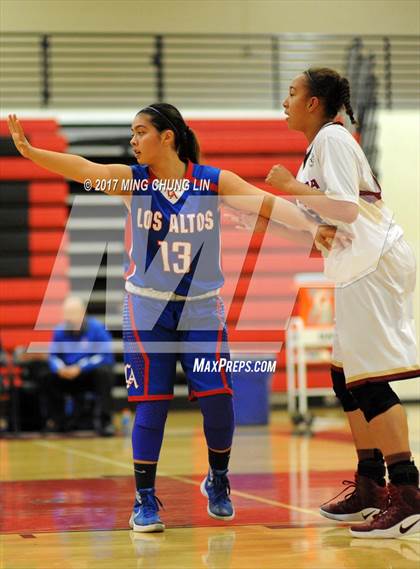 Thumbnail 2 in Los Altos @ JSerra Catholic (CIF-SS 2AA Playoff) photogallery.