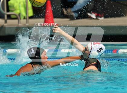 Thumbnail 2 in Marin Academy vs Moreau Catholic (Battle of the Bay) photogallery.