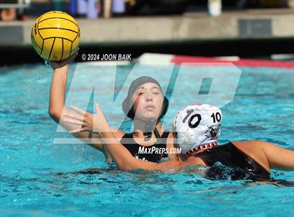 Thumbnail 3 in Marin Academy vs Moreau Catholic (Battle of the Bay) photogallery.