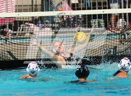 Thumbnail 3 in Marin Academy vs Moreau Catholic (Battle of the Bay) photogallery.