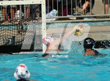 Thumbnail 3 in Marin Academy vs Moreau Catholic (Battle of the Bay) photogallery.