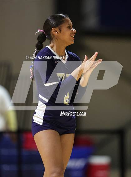 Thumbnail 1 in Gordon Lee vs. Elite Scholars Academy (GHSA 1A Public State Finals) photogallery.