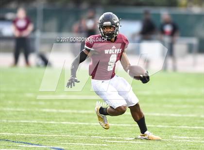 Thumbnail 3 in Cedar Hill @ Timberview (Scrimmage) photogallery.