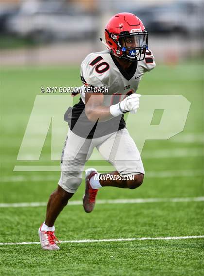 Thumbnail 1 in Cedar Hill @ Timberview (Scrimmage) photogallery.