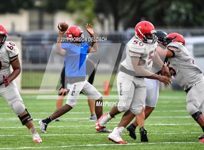 Thumbnail 3 in Cedar Hill @ Timberview (Scrimmage) photogallery.