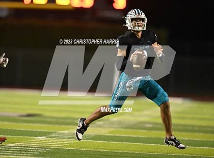 Thumbnail 3 in Lawndale vs Aliso Niguel (CIF SS Division 8 Round 1) photogallery.