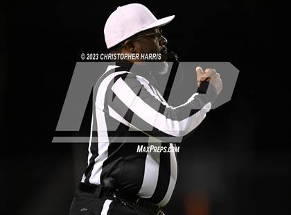 Thumbnail 2 in Lawndale vs Aliso Niguel (CIF SS Division 8 Round 1) photogallery.