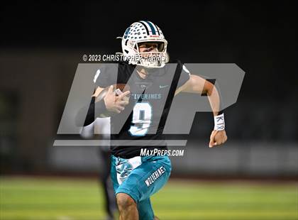 Thumbnail 2 in Lawndale vs Aliso Niguel (CIF SS Division 8 Round 1) photogallery.