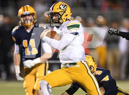 Thumbnail 1 in St. Edward vs. St. Ignatius (OHSAA Division I Region 1 Final) photogallery.