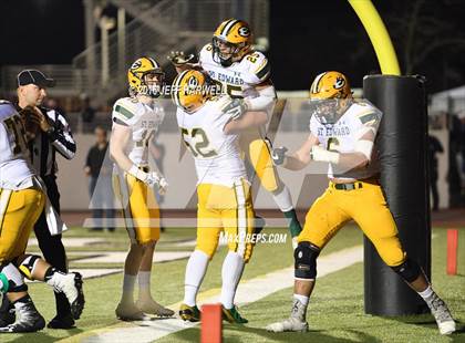Thumbnail 3 in St. Edward vs. St. Ignatius (OHSAA Division I Region 1 Final) photogallery.