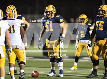 Thumbnail 2 in St. Edward vs. St. Ignatius (OHSAA Division I Region 1 Final) photogallery.
