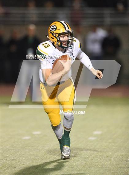 Thumbnail 1 in St. Edward vs. St. Ignatius (OHSAA Division I Region 1 Final) photogallery.
